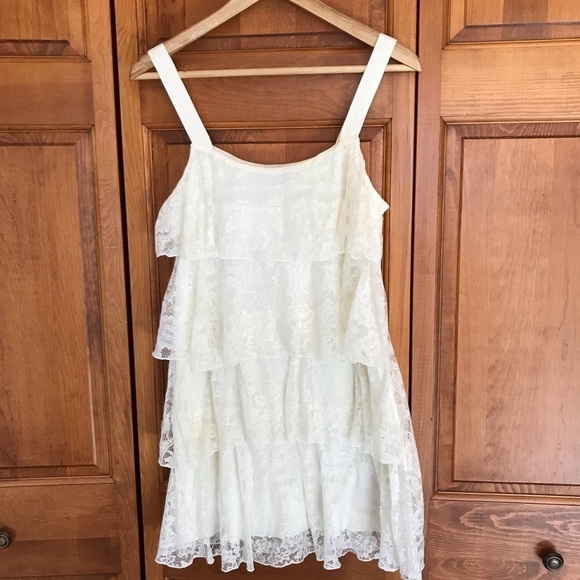BOHO lace cream dress meduim - Picture 4 of 6